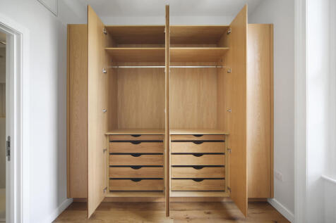 Bedroom Stortage