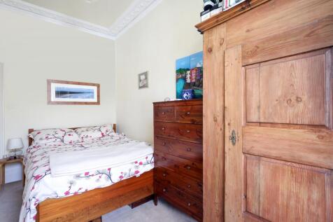 BEDROOM ALT.JPG