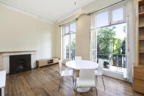 Reception Room.jpg