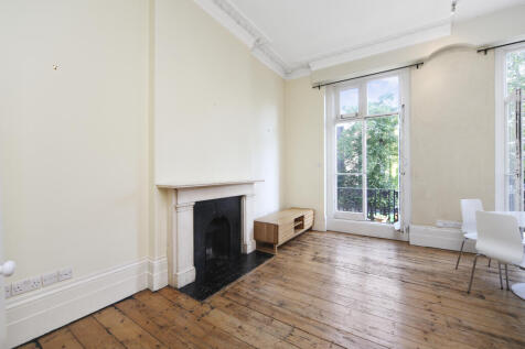 Reception Room (2).j