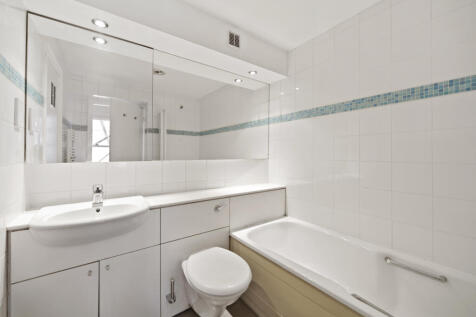 Bathroom.jpg