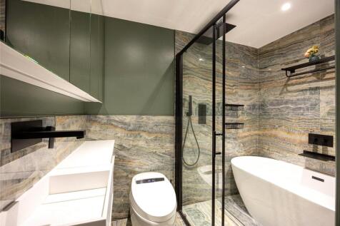 2nd Bathroom