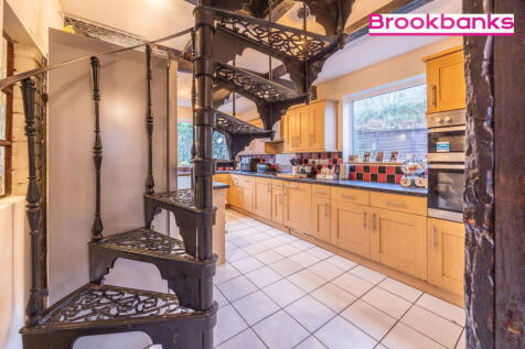 Property Image 12