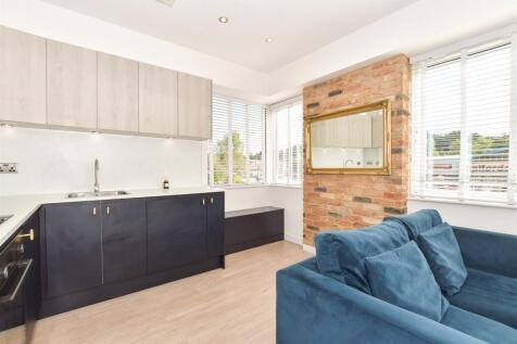 Lounge/Kitchen