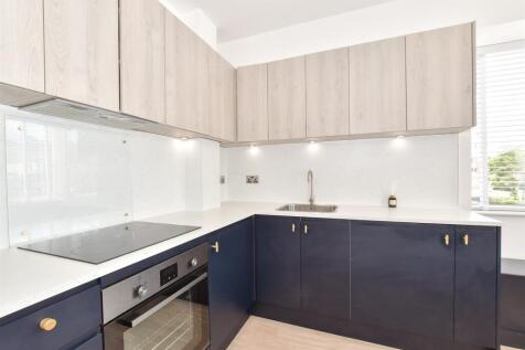 Lounge/Kitchen
