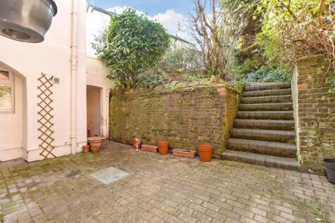 Patio / Decking