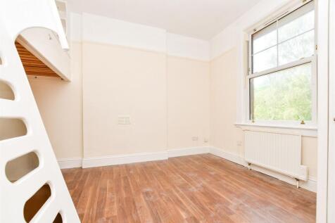 Bedroom (F2,51)