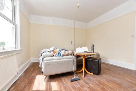 Lounge/Dining/ Kitchen (F2,51)