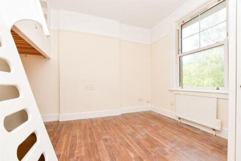 Bedroom (F2,51)