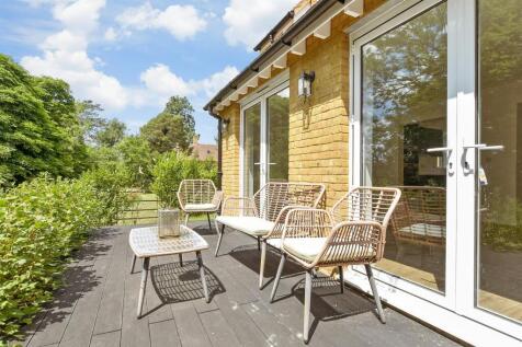 Patio / Decking