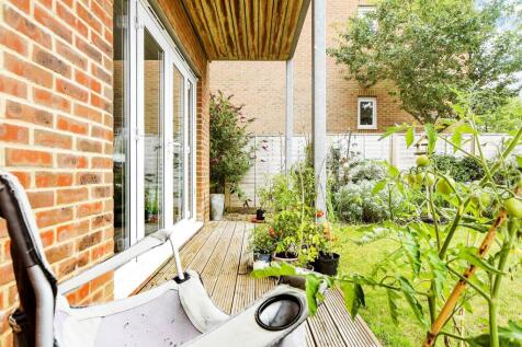 External Lifestyle Photograph
