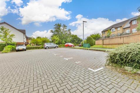 Driveway/Parking