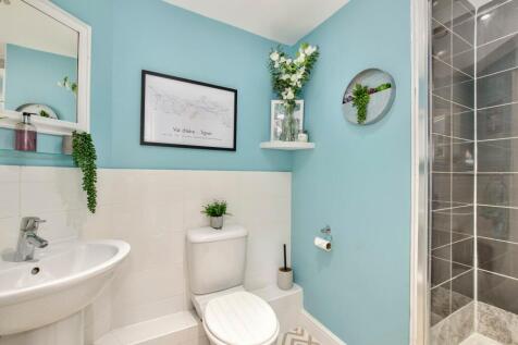 2nd Floor Shower-WC