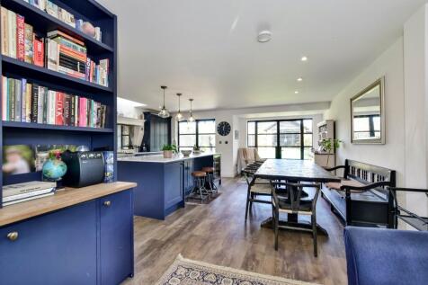 Kitchen-Dining-Family Space