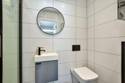 Ground Floor Shower-WC