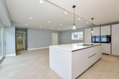 Kitchen-Breakfast/Family Room