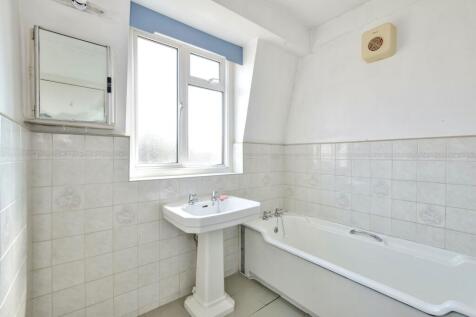 First Floor Bathroom