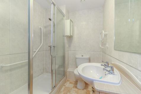 SHOWER ROOM-WC