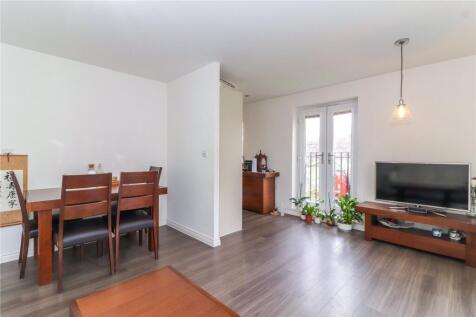 Lounge-Dining Room