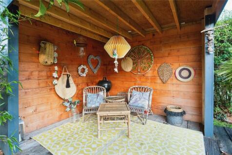 Garden Shelter