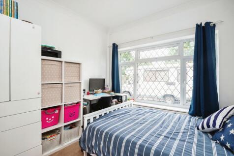 Bedroom/Reception
