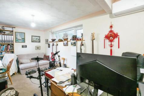 Reception / Bedroom