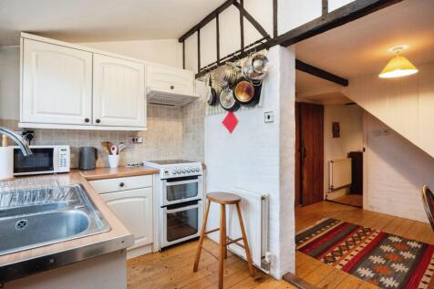 Kitchen/Dining Area