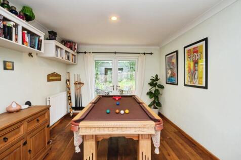 Dining/Games Room