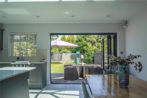 Bi-Folds