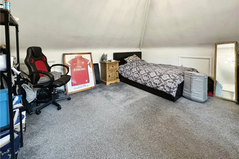 bedromshot1