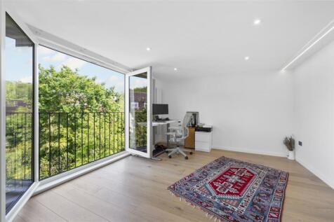 70 Cottenham Park Road,11.jpg