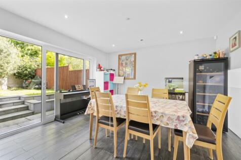 70 Cottenham Park Road,4.jpg