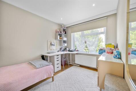 70 Cottenham Park Road,16.jpg