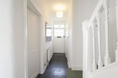 137 Bushey Road,10.jpg