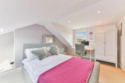 90 Lambton Road_photo 7.jpg