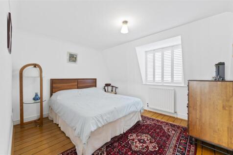 5 Rydon Mews,27.jpg