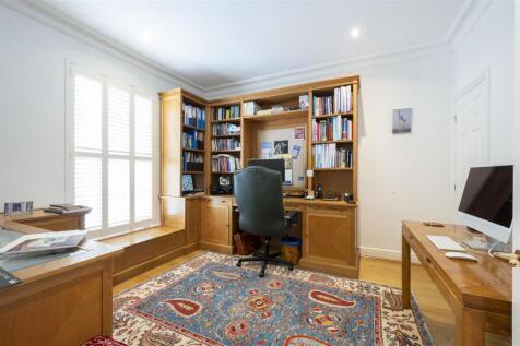 5 Rydon Mews,37.jpg