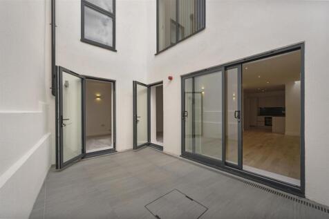 FLAT 1,9.jpg
