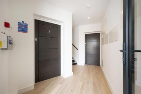 FLAT 1,18.jpg