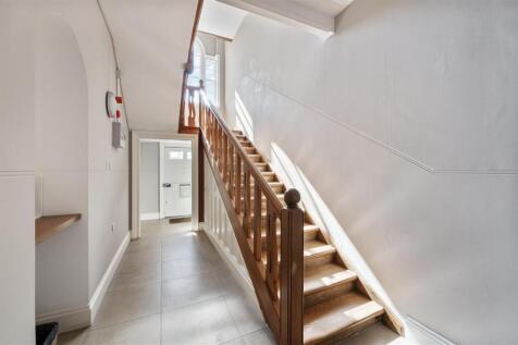 54 RIDGEWAY,13.jpg