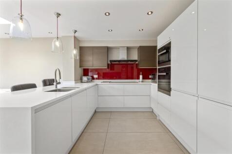 8 Cumberland Close,7.JPG