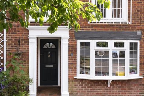 8 Cumberland Close,4.jpg