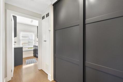 SFF, 28, Homefield Road,3.jpg