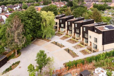 COOMBE LANE, 258, THE WILLOWS, 4 (3).jpg