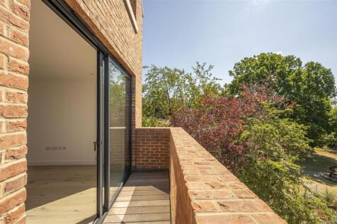 3, Holland Court,10.jpg