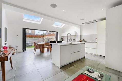 TREWINCE ROAD, 51 (10).jpg