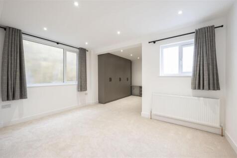 Flat 3, 80 Durham Road,11.jpg