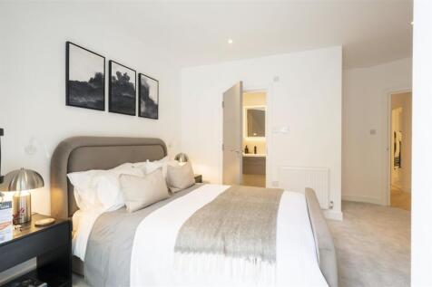Flat 2, Lillium Mews,16.jpg