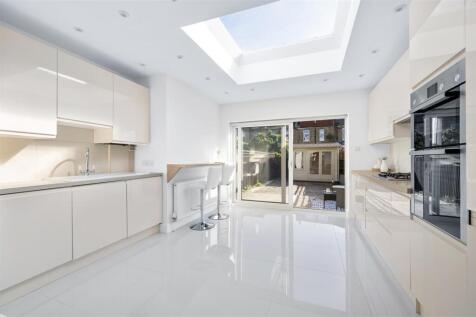 39 ASTON ROAD,8.jpg