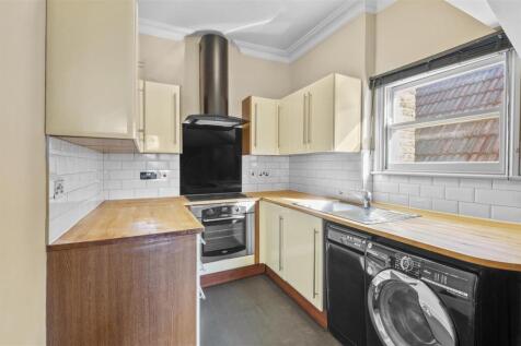 LINGFIELD ROAD 27,10.jpg